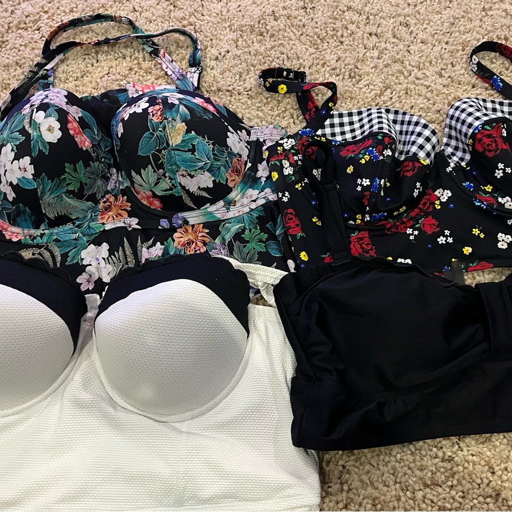 Womens plus size Torrid cropped bikini tops